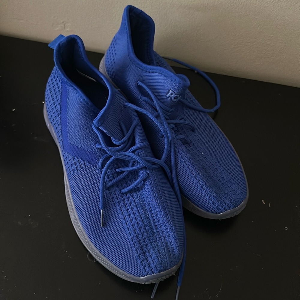 Royal Blue Men’s sneakers. Sz 11